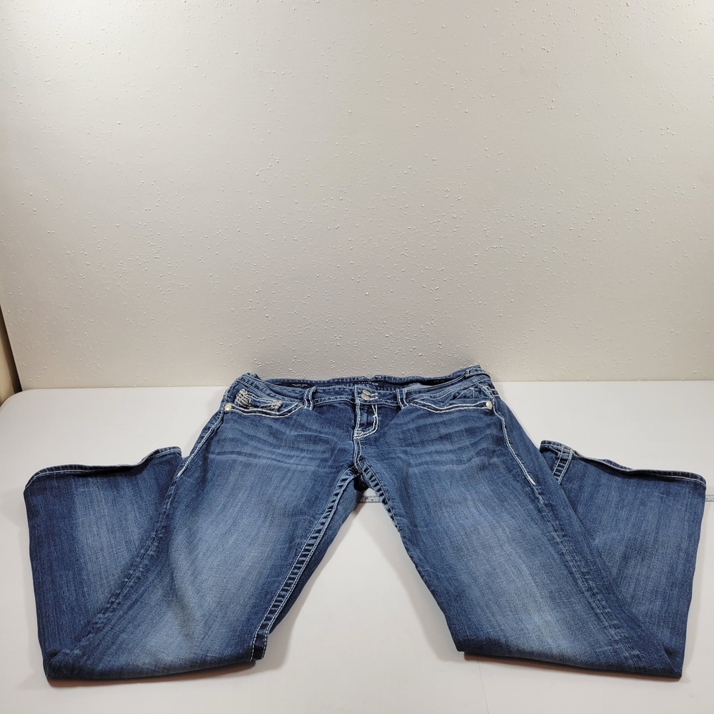Vigoss The New‎ York Bootcut Jeans Size 15 Blue Embroidered Pockets